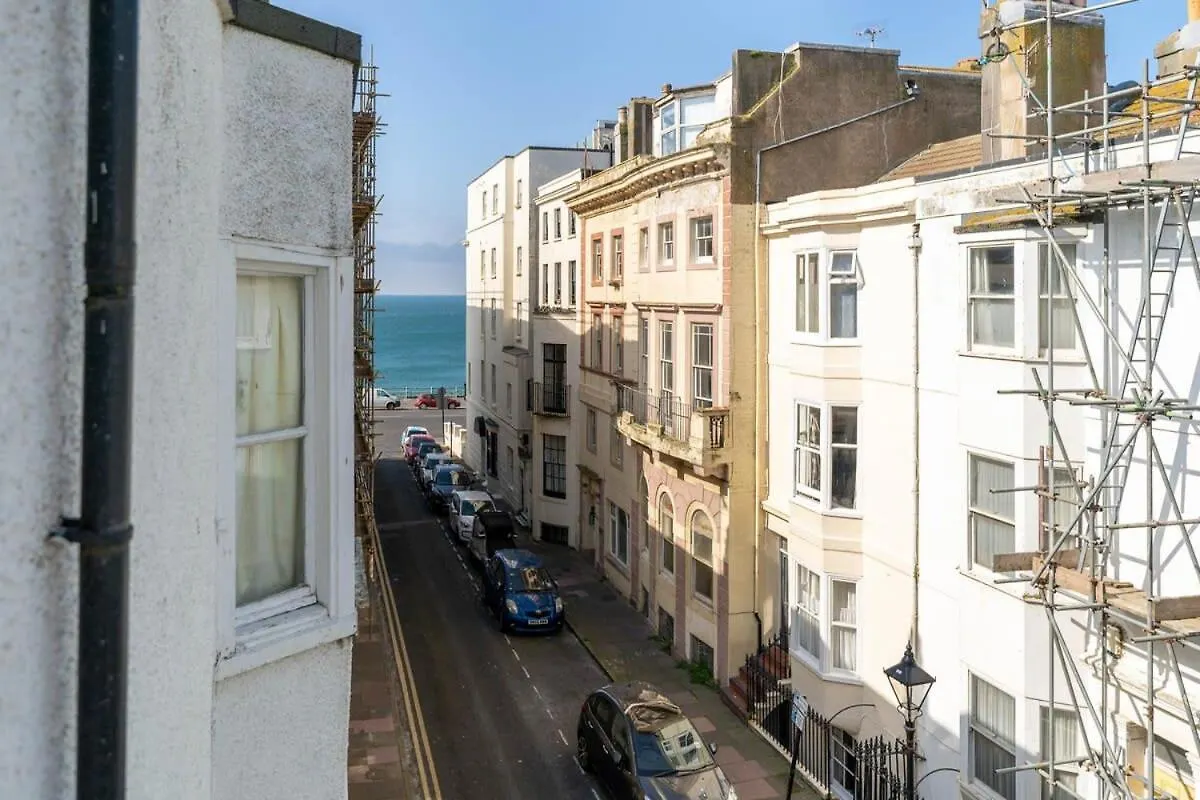 Apartment Host & Stay - Grafton Suite Brighton