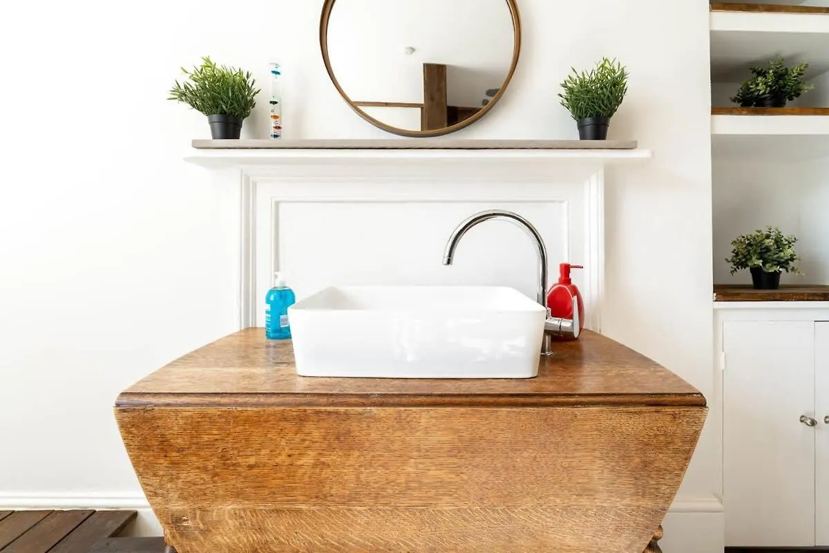 Host & Stay - Grafton Suite Brighton