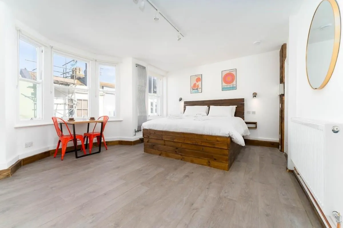 Apartment Host & Stay - Grafton Suite Brighton